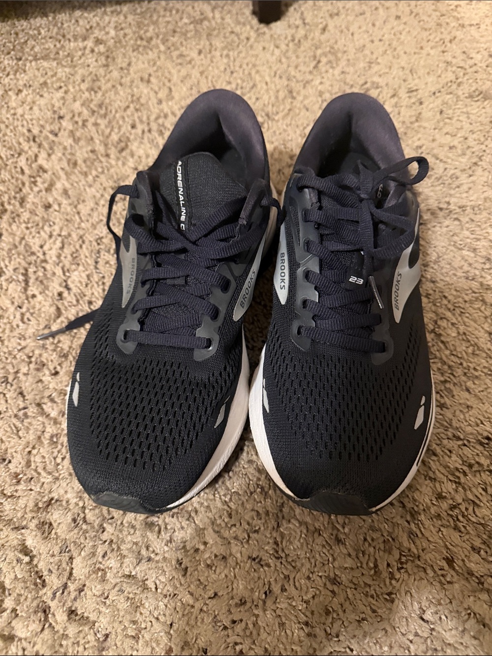 Brooks Adrenaline GTS 23 Women’s Running Shoes - Black and White - Picture 3 of 7